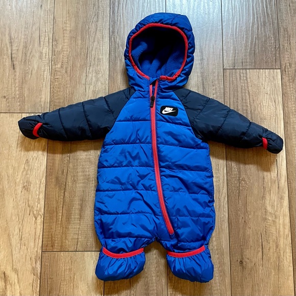 Baby Nike Snowsuit NWOT - Picture 2 of 5